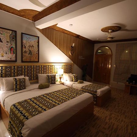Oak Residency Ξενοδοχείο Γκιλγκίτ Εξωτερικό φωτογραφία