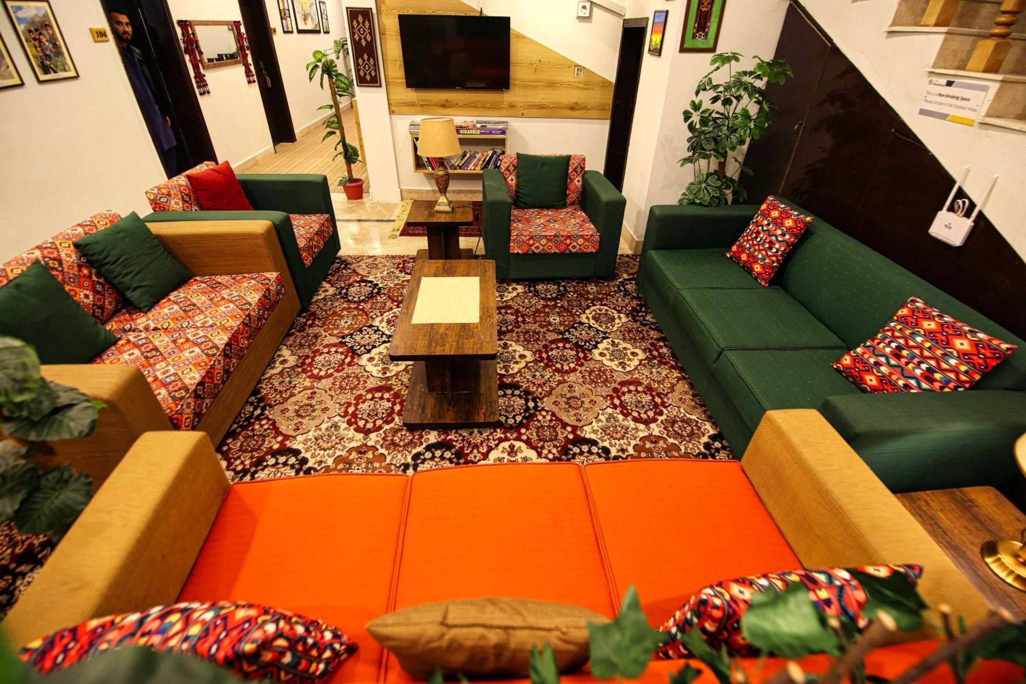 Oak Residency Ξενοδοχείο Γκιλγκίτ Εξωτερικό φωτογραφία