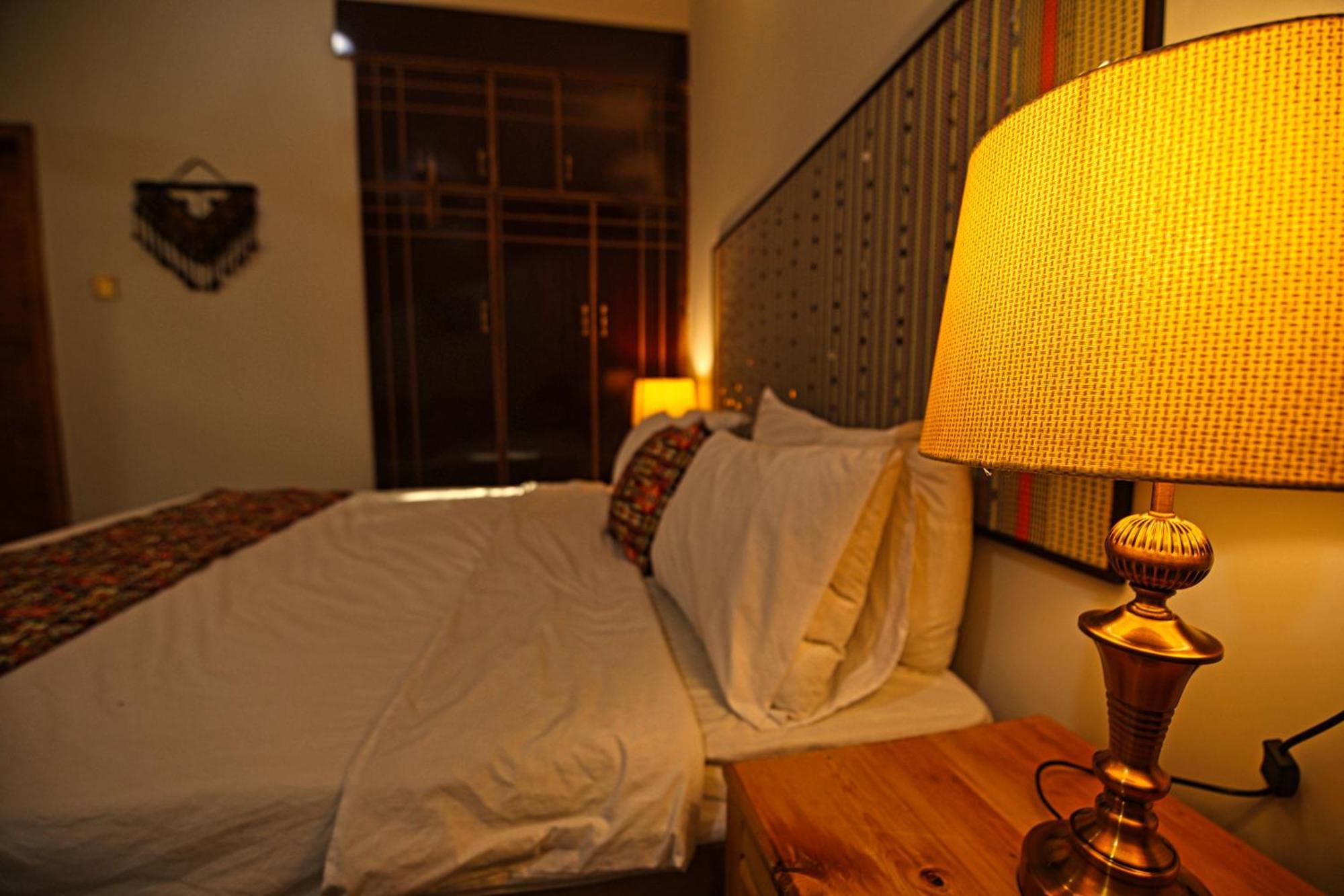 Oak Residency Ξενοδοχείο Γκιλγκίτ Εξωτερικό φωτογραφία